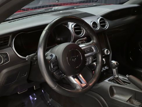 Used 2020 Ford Mustang GT Premium w/ GT Performance Package RWD image 21