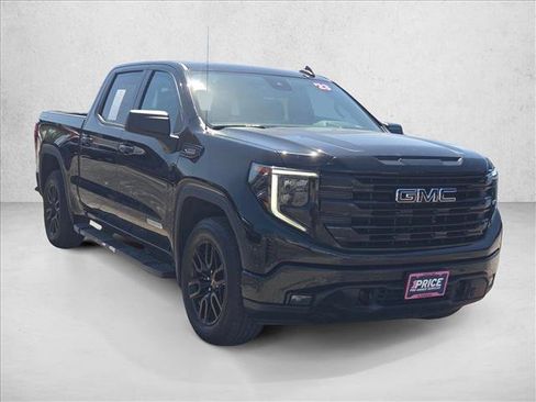 Used 2023 GMC Sierra 1500 Elevation w/ Preferred Package AWD/4WD image 3