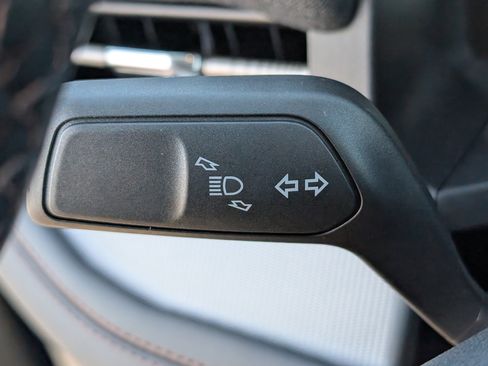 New 2026 Ford Explorer Active image 27