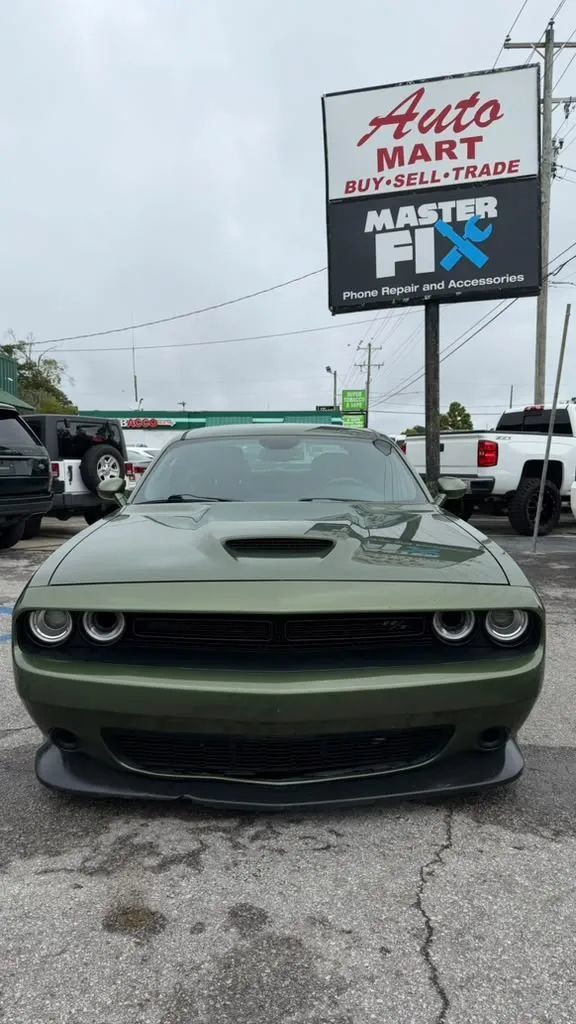 Used 2019 Dodge Challenger R/T w/ Plus Package RWD image 1