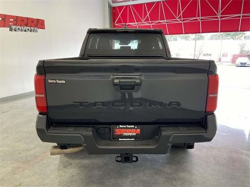 Used 2024 Toyota Tacoma TRD Sport image 10