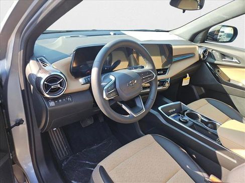 New 2026 Chevrolet Equinox ACTIV image 3