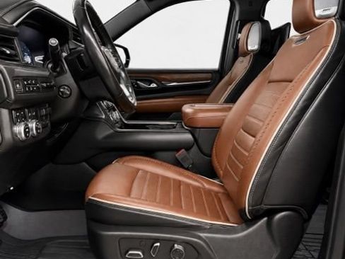 Used 2023 GMC Yukon XL Denali Ultimate w/ LPO, Floor Liner Package AWD/4WD image 14