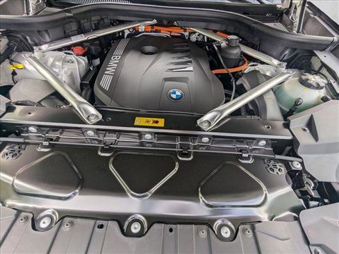 New 2026 BMW X5 xDrive50e AWD/4WD image 17