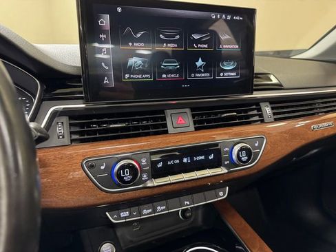Used 2022 Audi A4 2.0T Premium w/ Convenience Package image 14