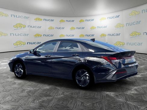 New 2026 Hyundai Elantra SEL Sport FWD image 4