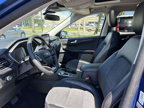 Used 2022 Ford Escape SEL w/ SEL Stealth AWD Package image 35