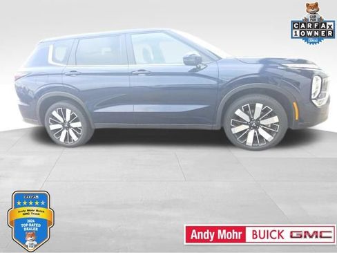 Used 2025 Mitsubishi Outlander SE AWD/4WD image 1