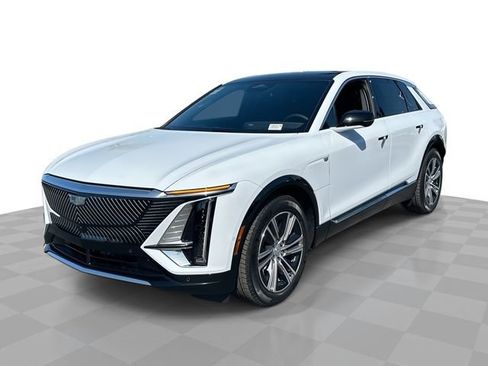 New 2026 Cadillac Lyriq Luxury image 1