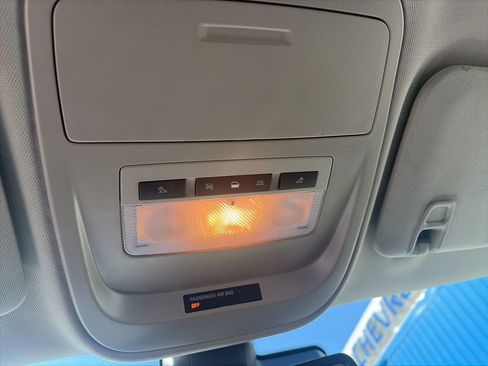 Used 2022 Chevrolet Colorado LT w/ Redline Special Edition image 28