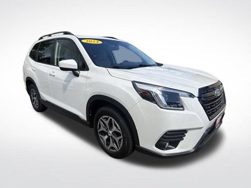 Used 2024 Subaru Forester Premium AWD/4WD image 7