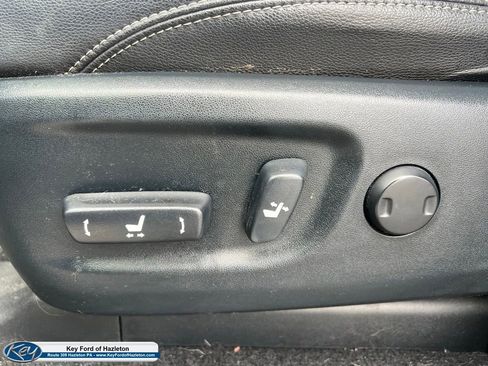 Used 2018 Toyota 4Runner SR5 Premium image 30