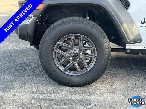 Certified 2025 Jeep Wrangler Unlimited Sport AWD/4WD image 14