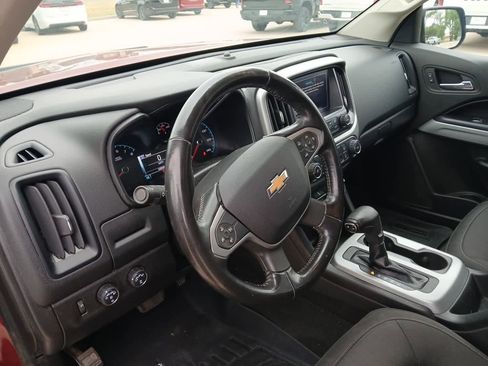 Used 2018 Chevrolet Colorado LT w/ LT Convenience Package AWD/4WD image 19