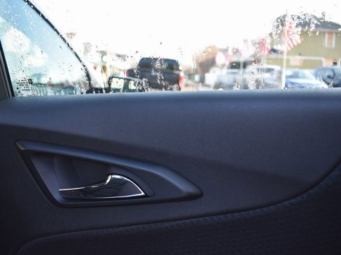 Used 2024 Chevrolet Malibu LT image 27