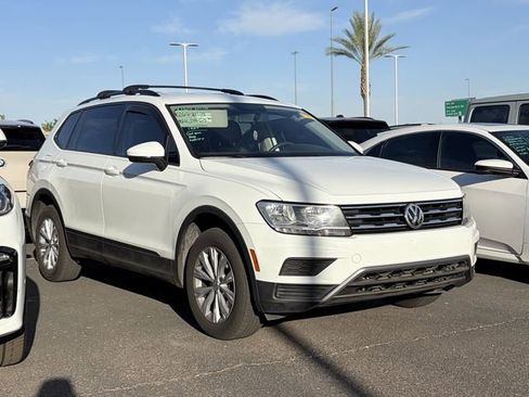 Used 2020 Volkswagen Tiguan S FWD image 2