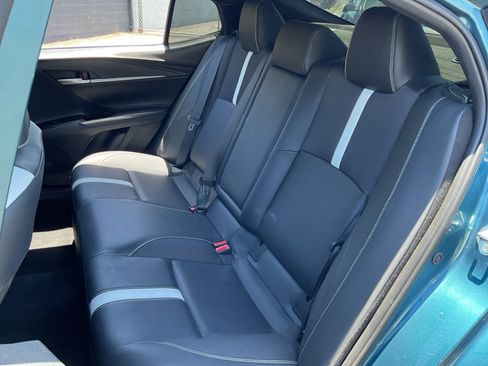 Used 2025 Toyota Camry SE w/ Convenience Package FWD image 19