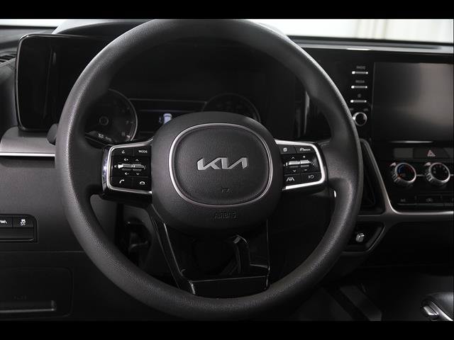 Used 2023 Kia Sorento LX AWD/4WD image 7