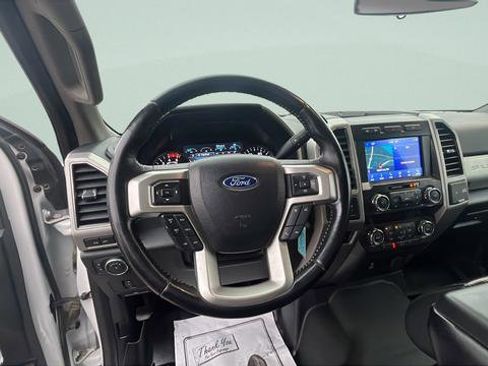 Used 2021 Ford F350 Lariat w/ Chrome Package image 13
