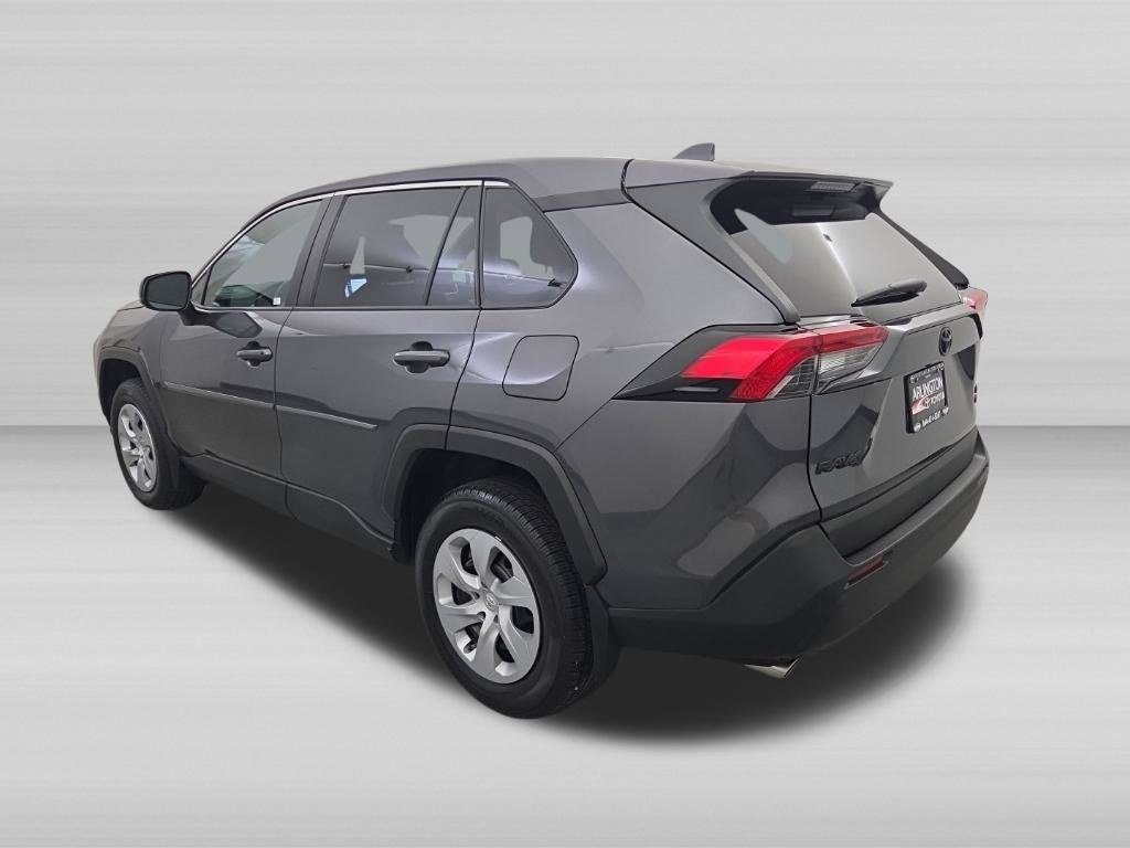 Used 2023 Toyota RAV4 LE AWD/4WD image 6