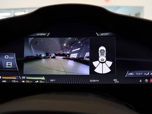 Certified 2023 Ferrari SF90 Spider image 98