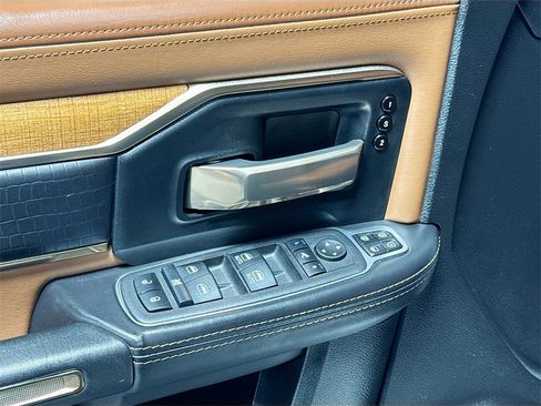 Used 2024 RAM 3500 Limited w/ Safety Group image 26