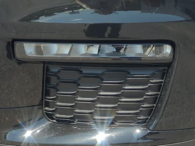 Certified 2025 Jeep Grand Cherokee L Limited w/ Black Appearance Package AWD/4WD image 11