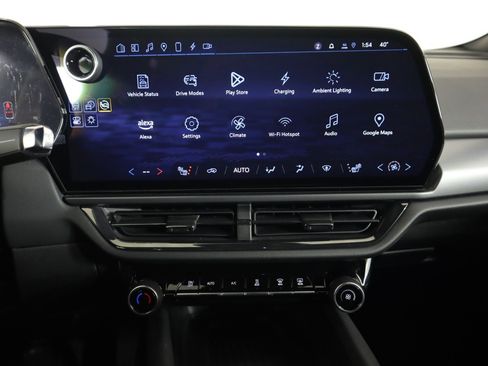 Used 2024 Chevrolet Equinox EV RS image 21