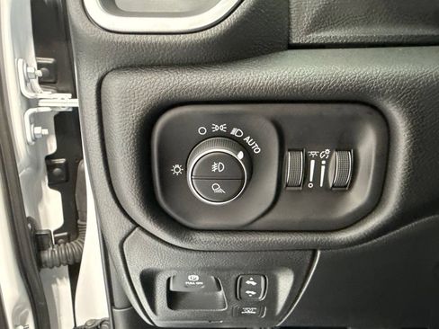 Used 2026 RAM 1500 Big Horn AWD/4WD image 19