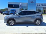 Used 2023 Nissan Kicks SV image 2