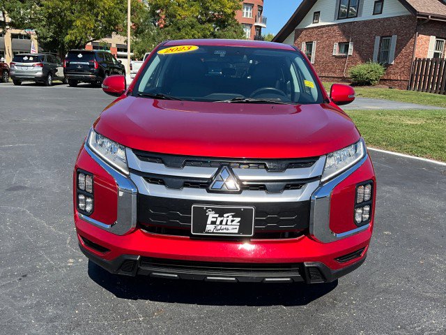 Used 2023 Mitsubishi Outlander Sport ES AWD/4WD image 2