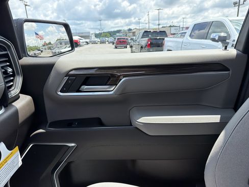 New 2026 Chevrolet Silverado 1500 RST AWD/4WD image 25