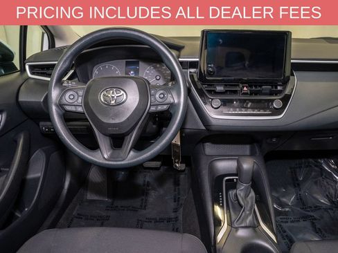 Used 2025 Toyota Corolla LE FWD image 6