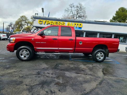 Used 2006 Dodge Ram 2500 Truck Laramie image 2