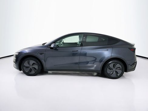 Used 2026 Tesla Model Y Long Range image 5