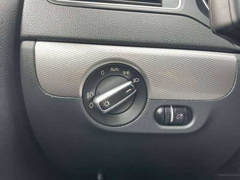 Used 2017 Volkswagen Jetta SE image 20