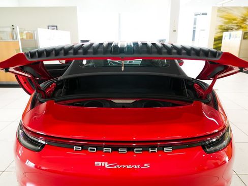 Used 2024 Porsche 911 Carrera S RWD image 31