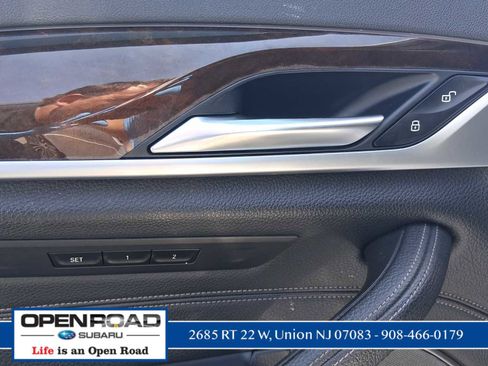 Used 2019 BMW 530i w/ Convenience Package RWD image 16