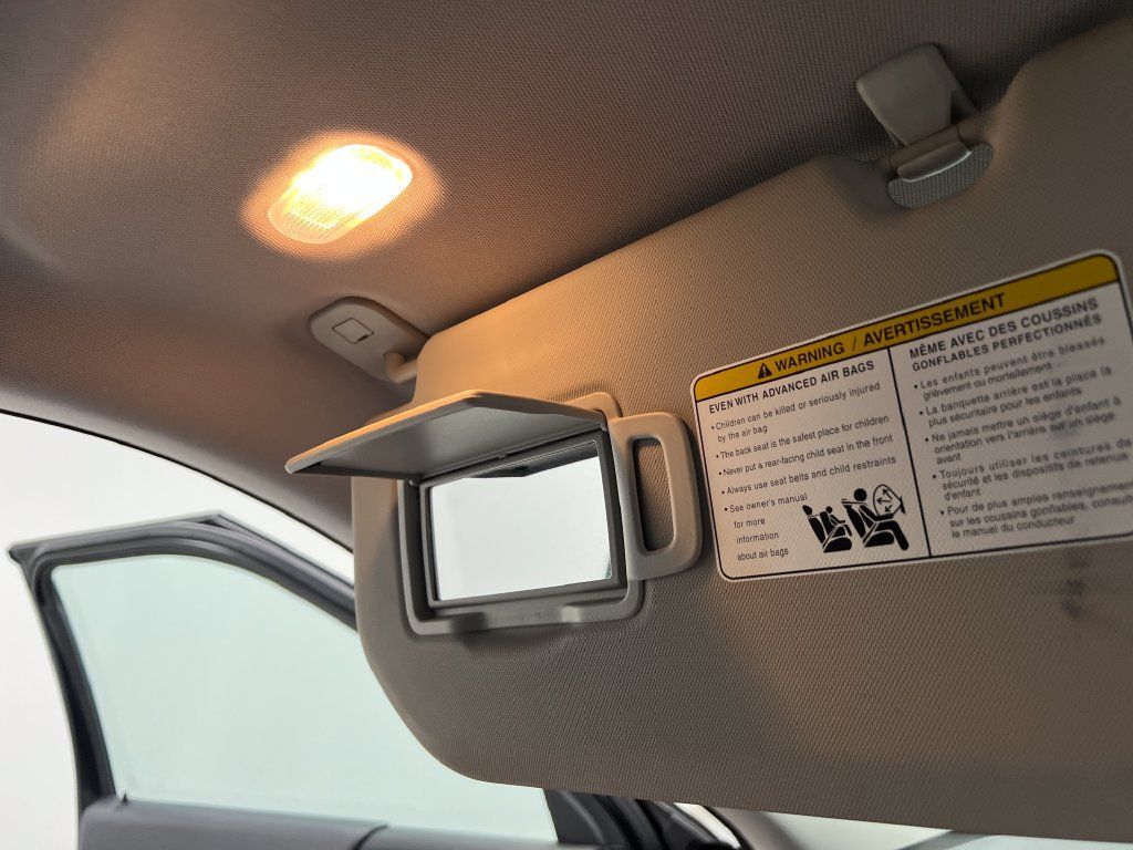 Used 2022 Mitsubishi Outlander SE FWD image 76
