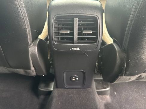 Certified 2022 Ford Escape SEL AWD/4WD image 34