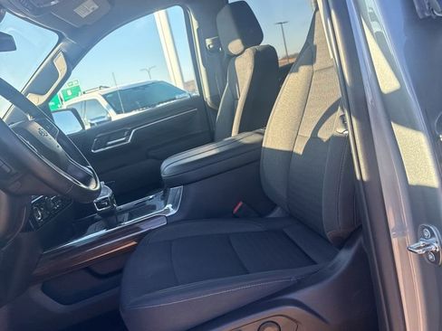 Used 2023 Chevrolet Silverado 1500 RST image 7