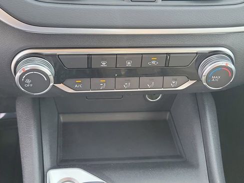 Certified 2022 Nissan Altima 2.5 SV image 31