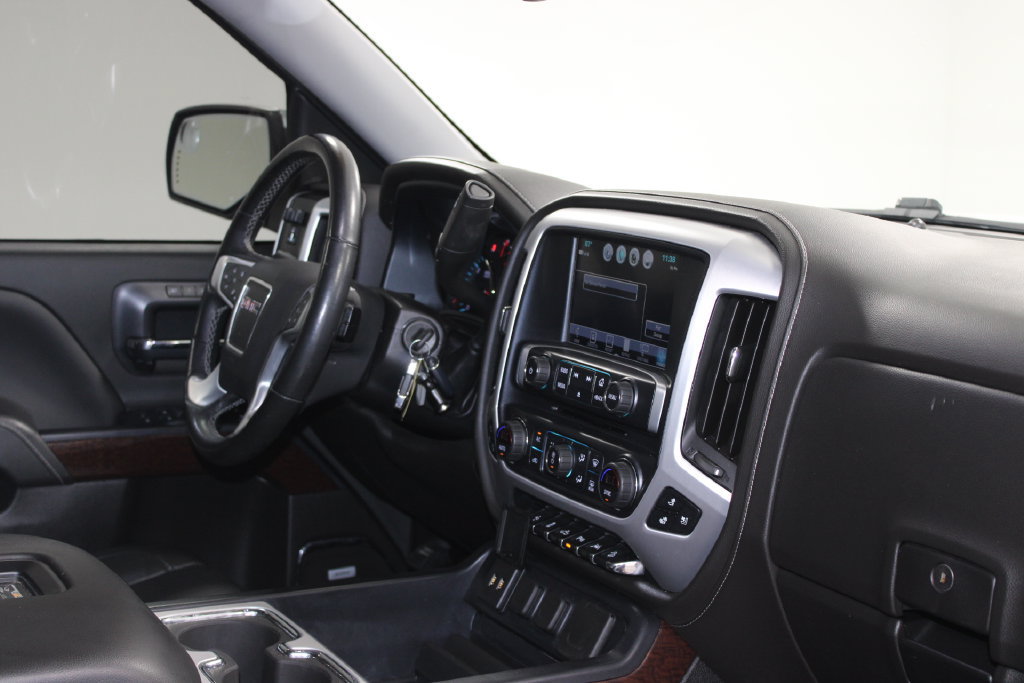 Used 2018 GMC Sierra 1500 SLT AWD/4WD image 32