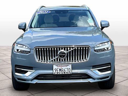 Used 2022 Volvo XC90 T8 Inscription w/ Advanced Package AWD/4WD image 3