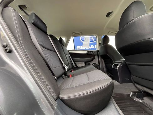 Used 2019 Subaru Outback 2.5i image 14