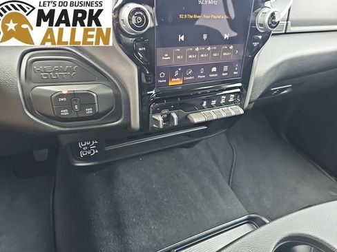 Used 2025 RAM 2500 Big Horn AWD/4WD image 18