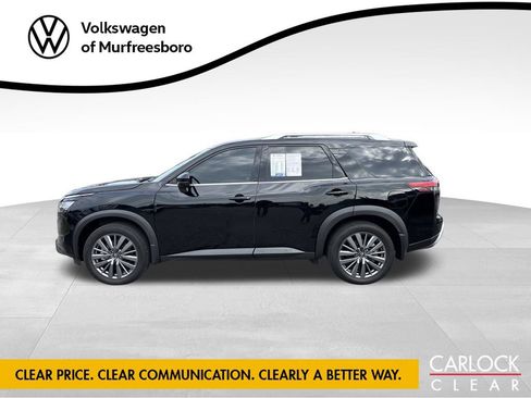 Used 2024 Nissan Pathfinder SL w/ SL Premium Package AWD/4WD image 4