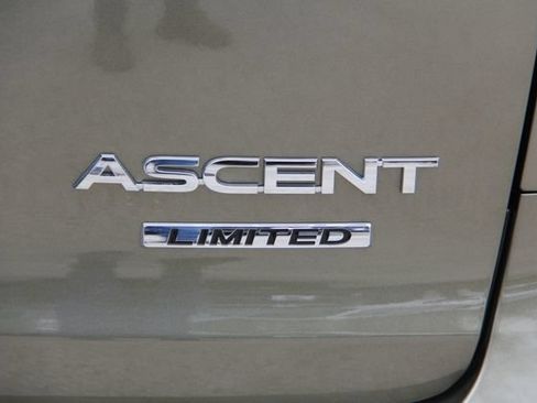 Used 2025 Subaru Ascent Limited AWD/4WD image 10