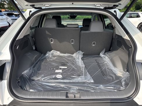 New 2025 Hyundai Ioniq 5 SEL image 16