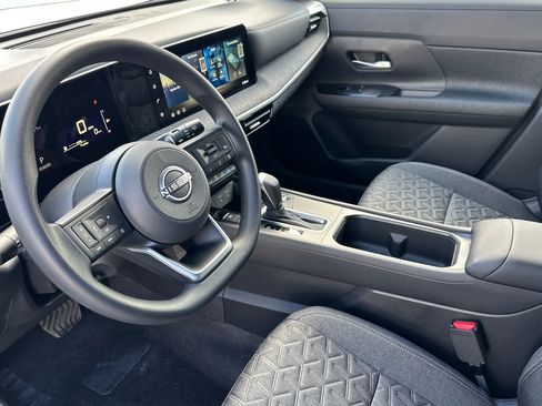 New 2026 Nissan Kicks SV image 10